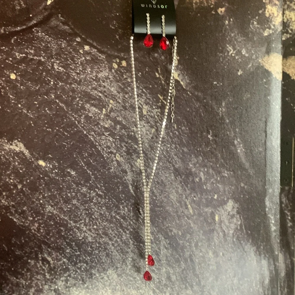Windsor Fashion Jewelry Set